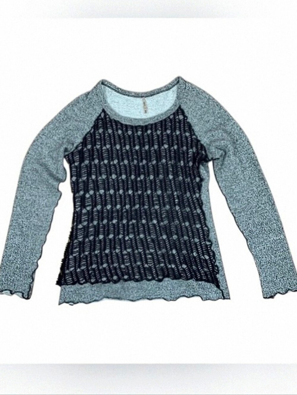 pete Raglan Knit Top. Black Overlay. Scalloped Hem Cuffs. SZ. L.